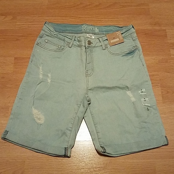R1893 Pants - NWT Womens R1893 Bermuda Shorts